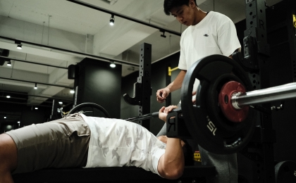 臥推（Bench Press）數據分析運動能力